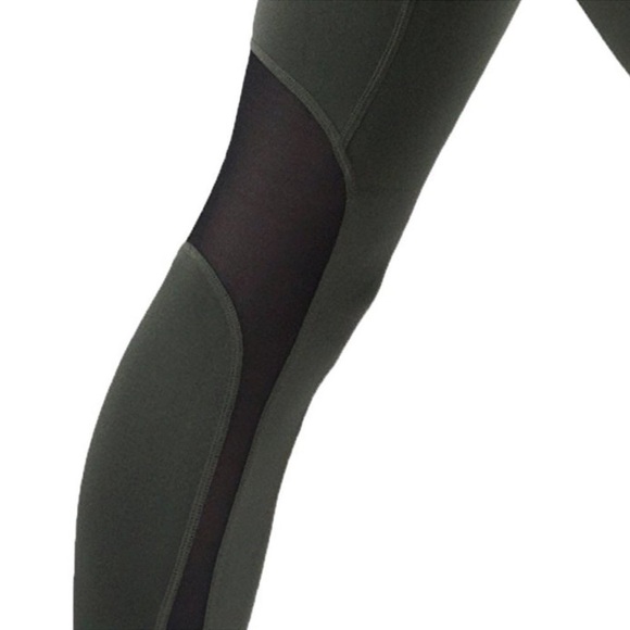 Leggings with Mesh - Picture 2 of 6